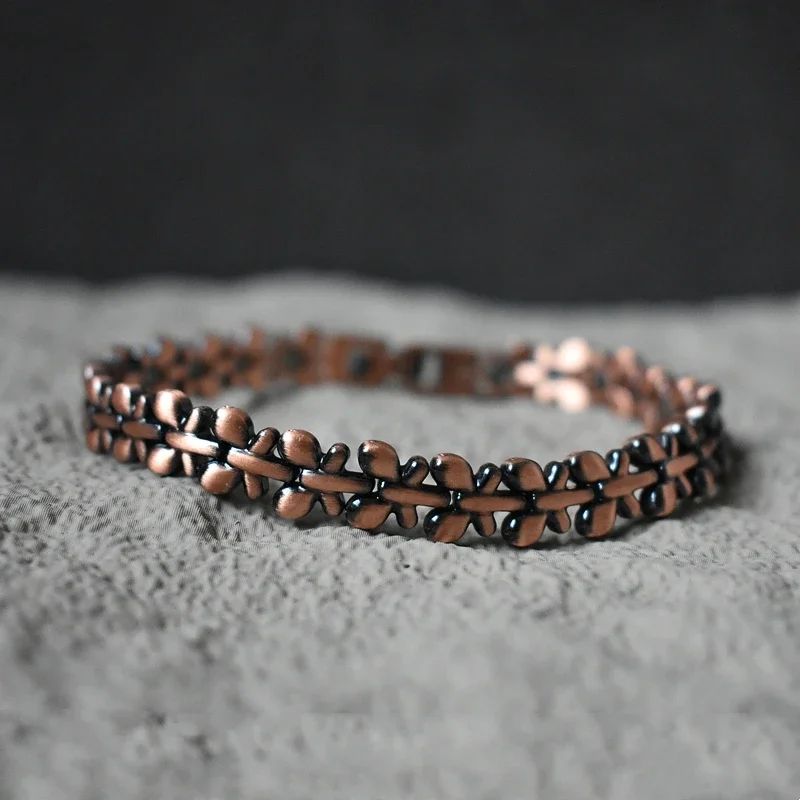 سوار علاجي مغناطيسي من النحاس  - مراجعة Health Wellness Bracelet وسعره